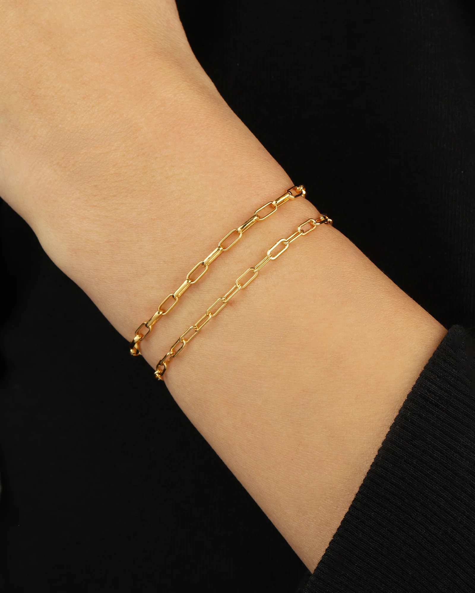 Rectangular Rolo Bracelet | Medium - Image 3
