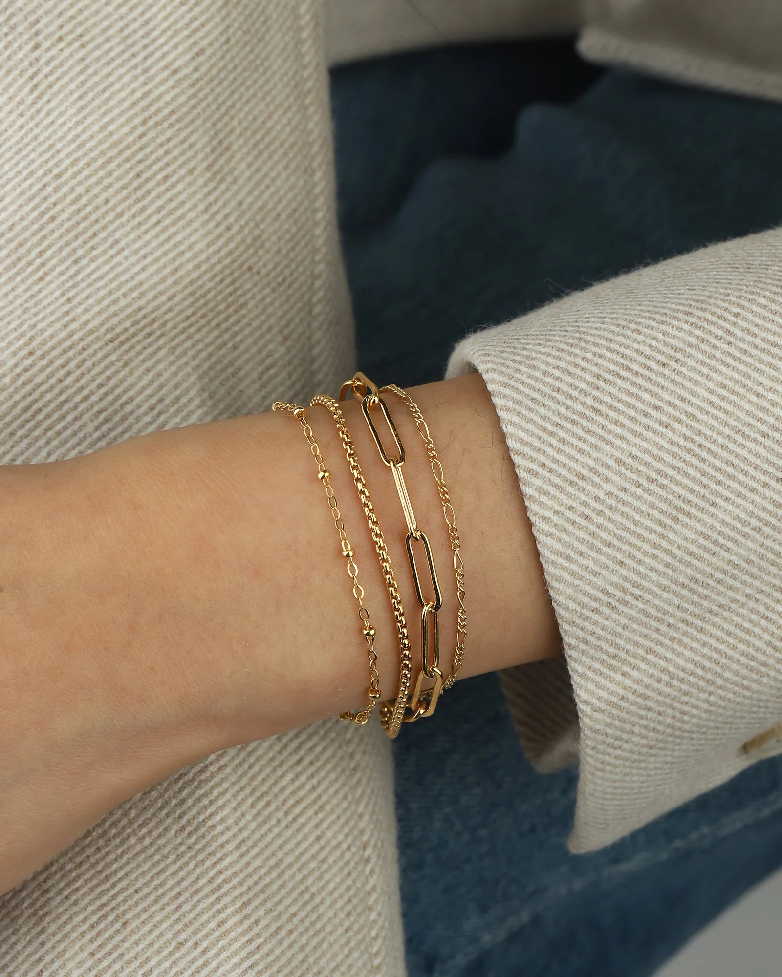 Venetian Box Chain Bracelet - Image 2