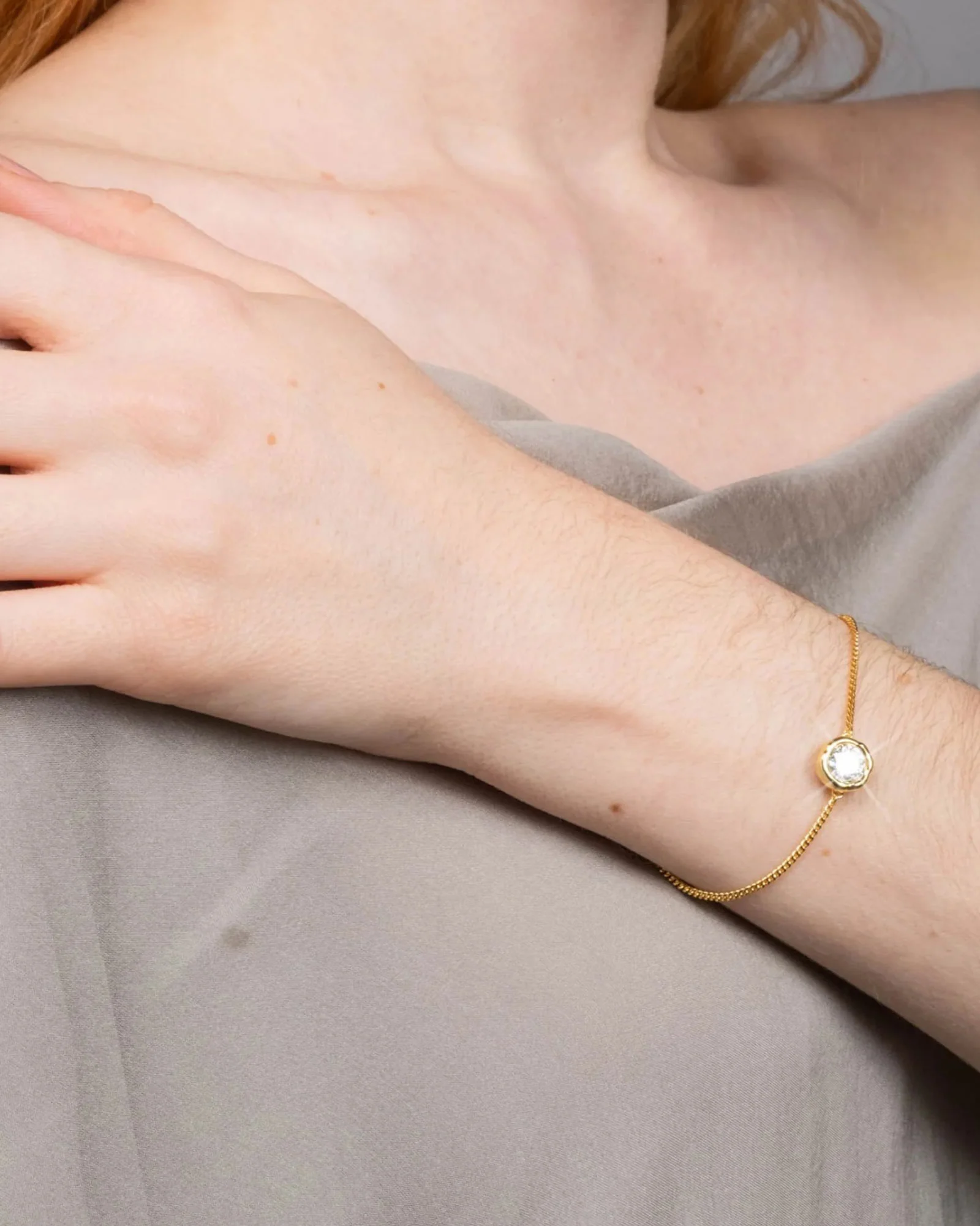 Asterales Gold Solitaire CZ Chain Bracelet - Image 2