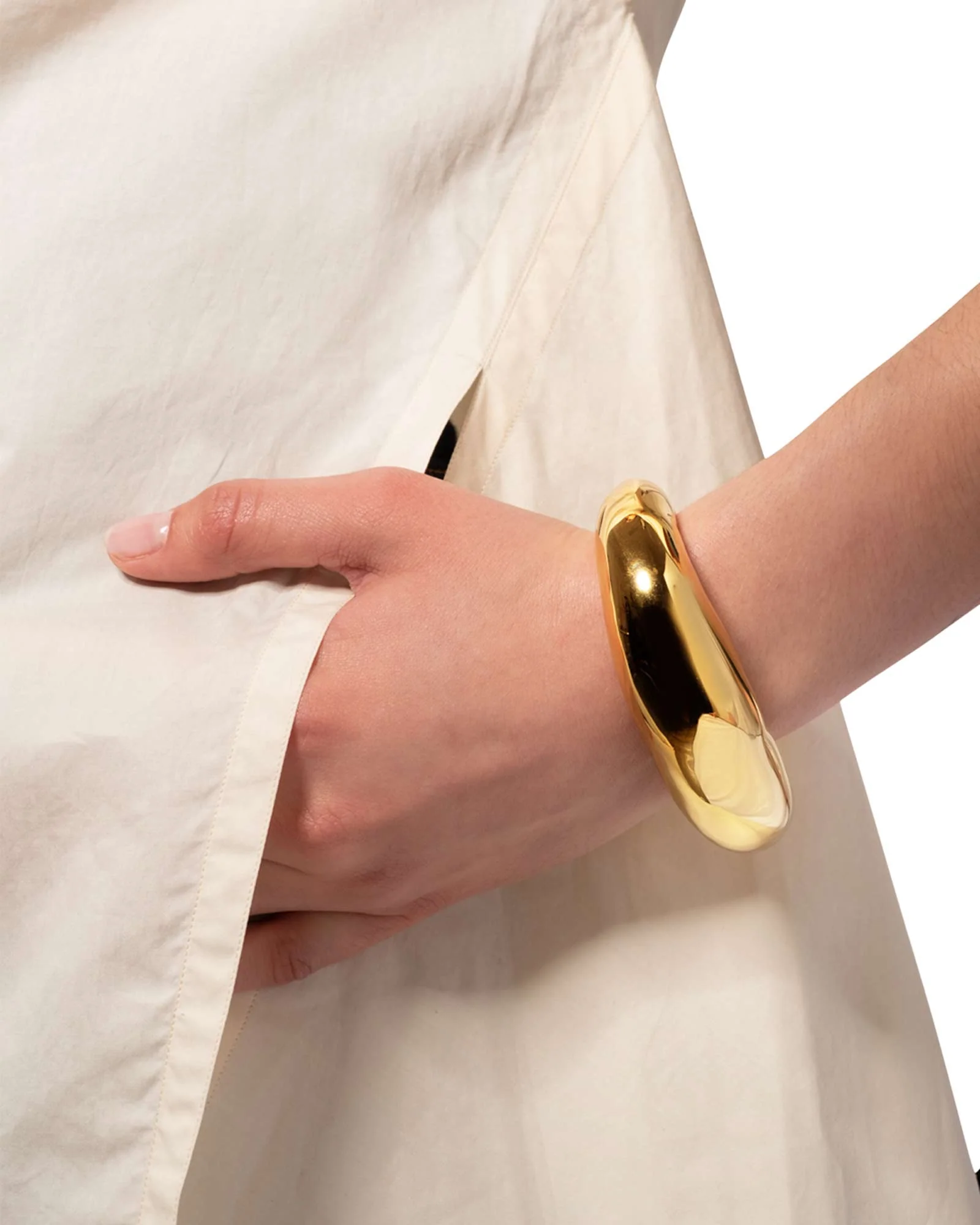Large Molten Gold Hinged Cuff - Image 2