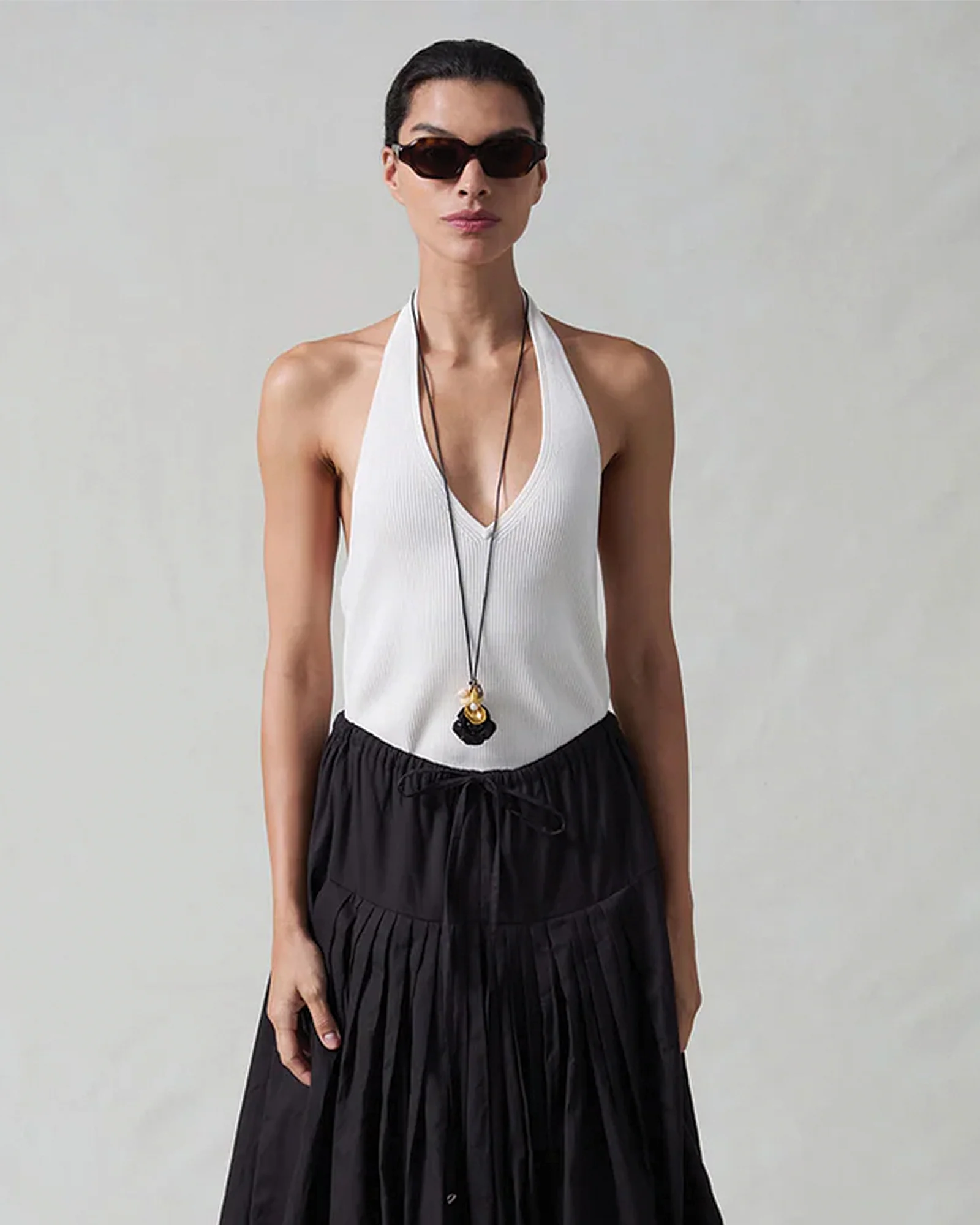 Palais Charm Necklace - Image 4