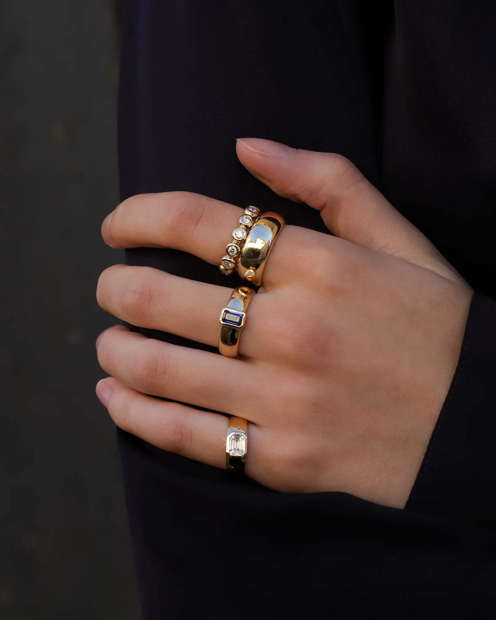 Rectangle Sapphire Tapered Ring - Image 4
