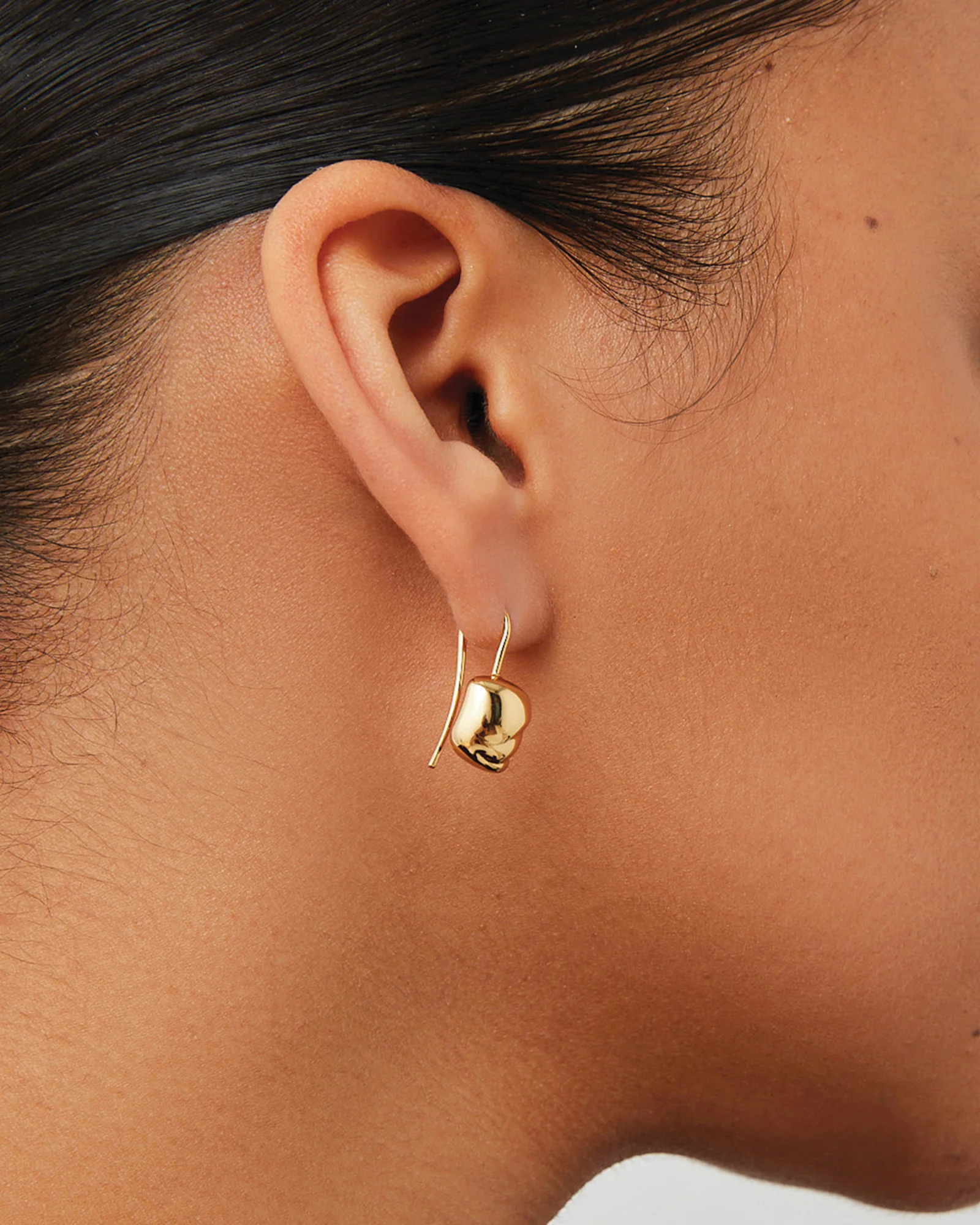 Rue Drop Earrings - Image 4