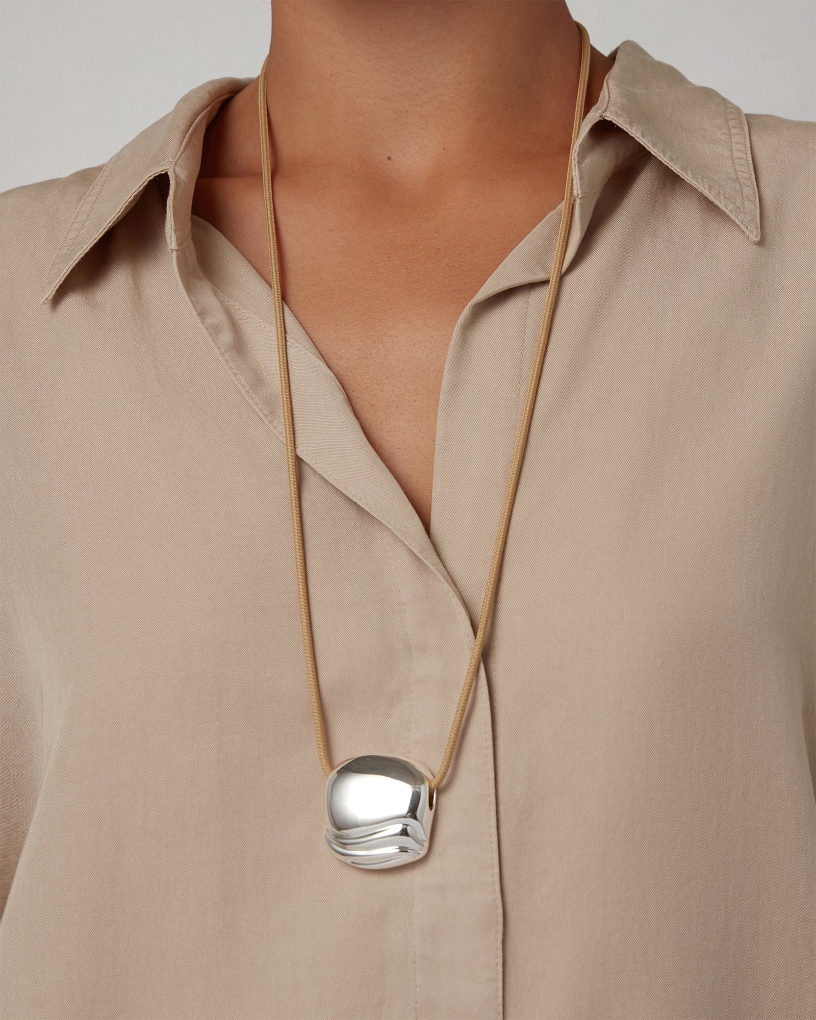 Rue Rope Necklace - Image 4