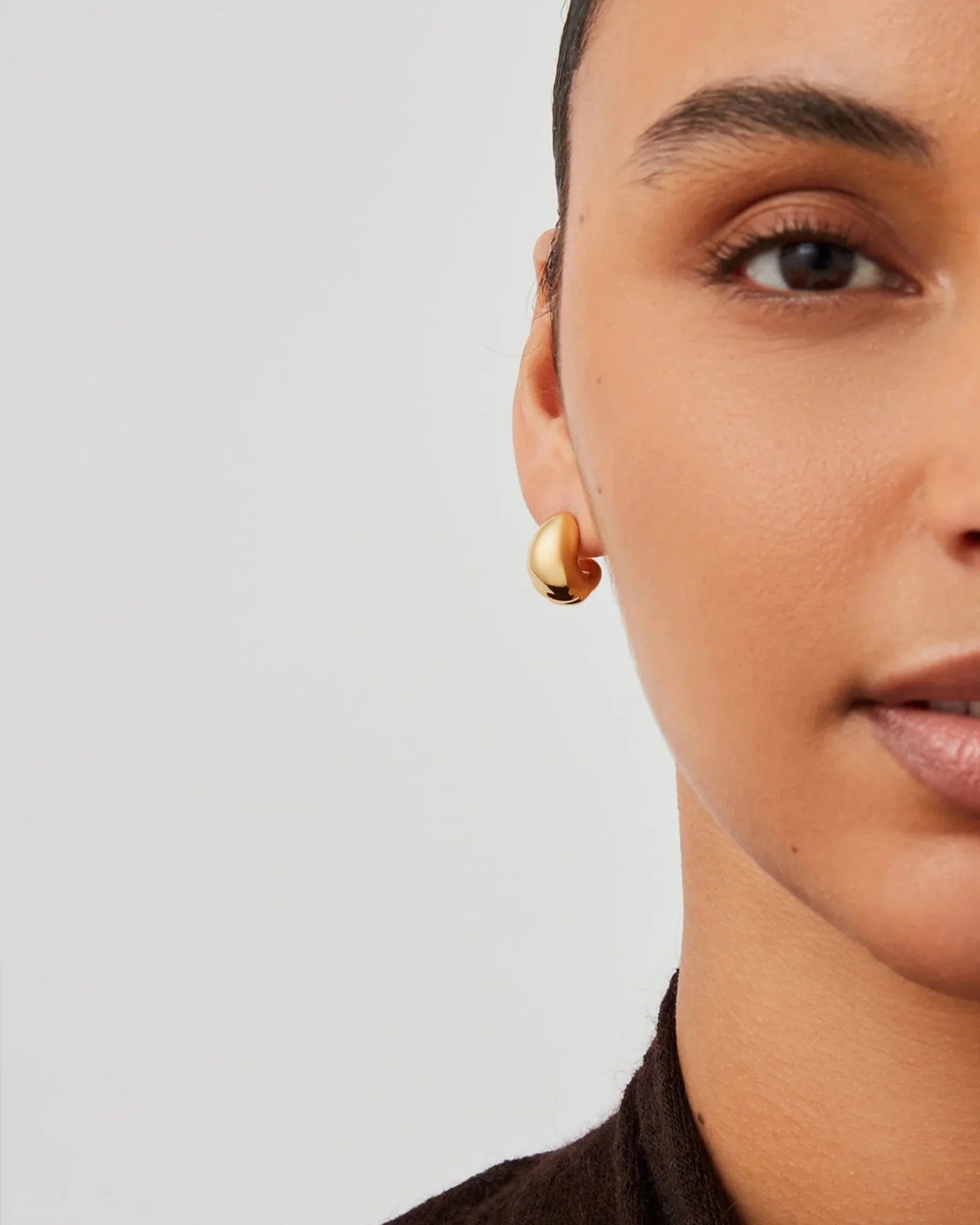 Small Nelle Hoops - Image 3