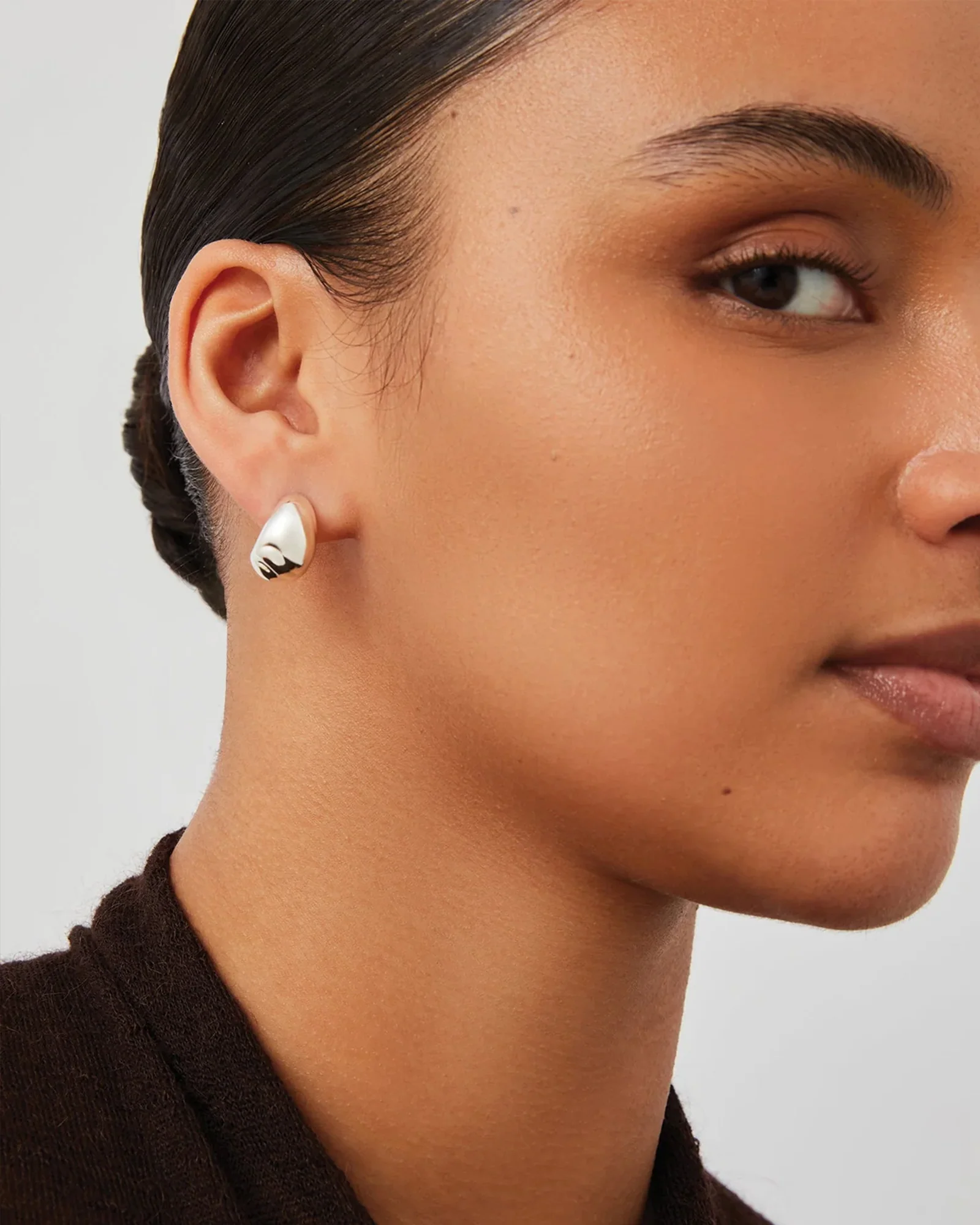 Small Nelle Hoops - Image 2