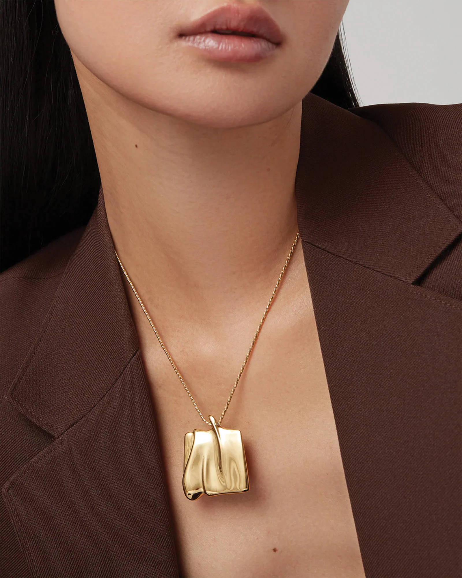Sundra Pendant Necklace Large - Image 2