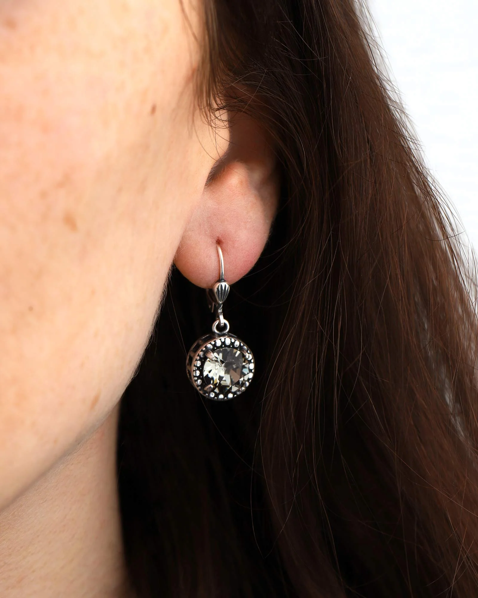 Dot Bezel Round Crystal Hooks - Image 2