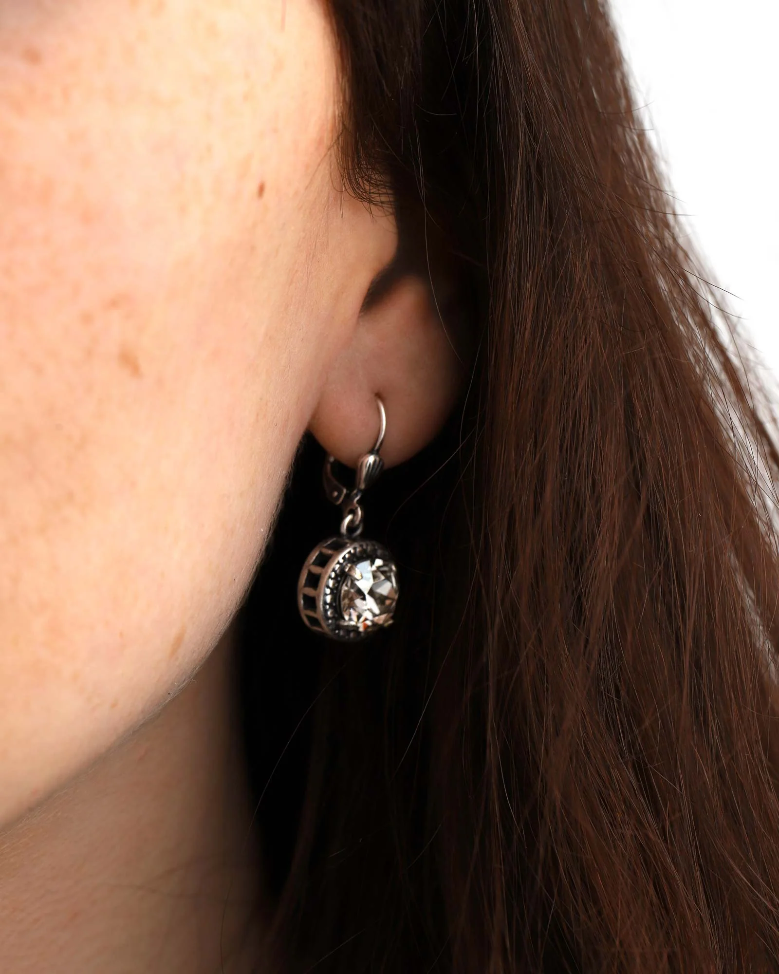 Dot Bezel Round Crystal Hooks - Image 2