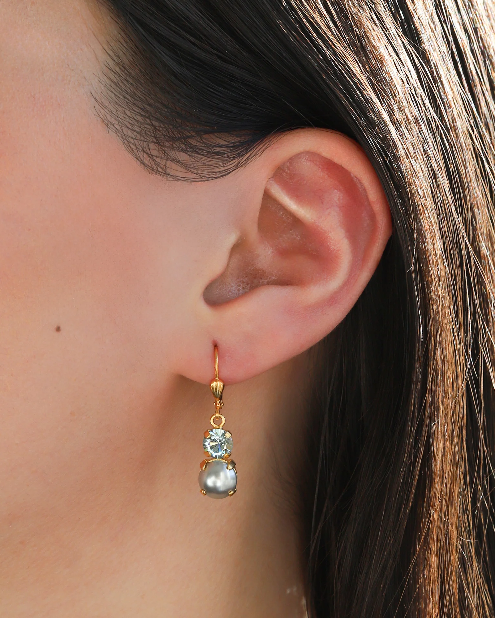 Graduated Round Crystal & Pearl Hooks - Image 2