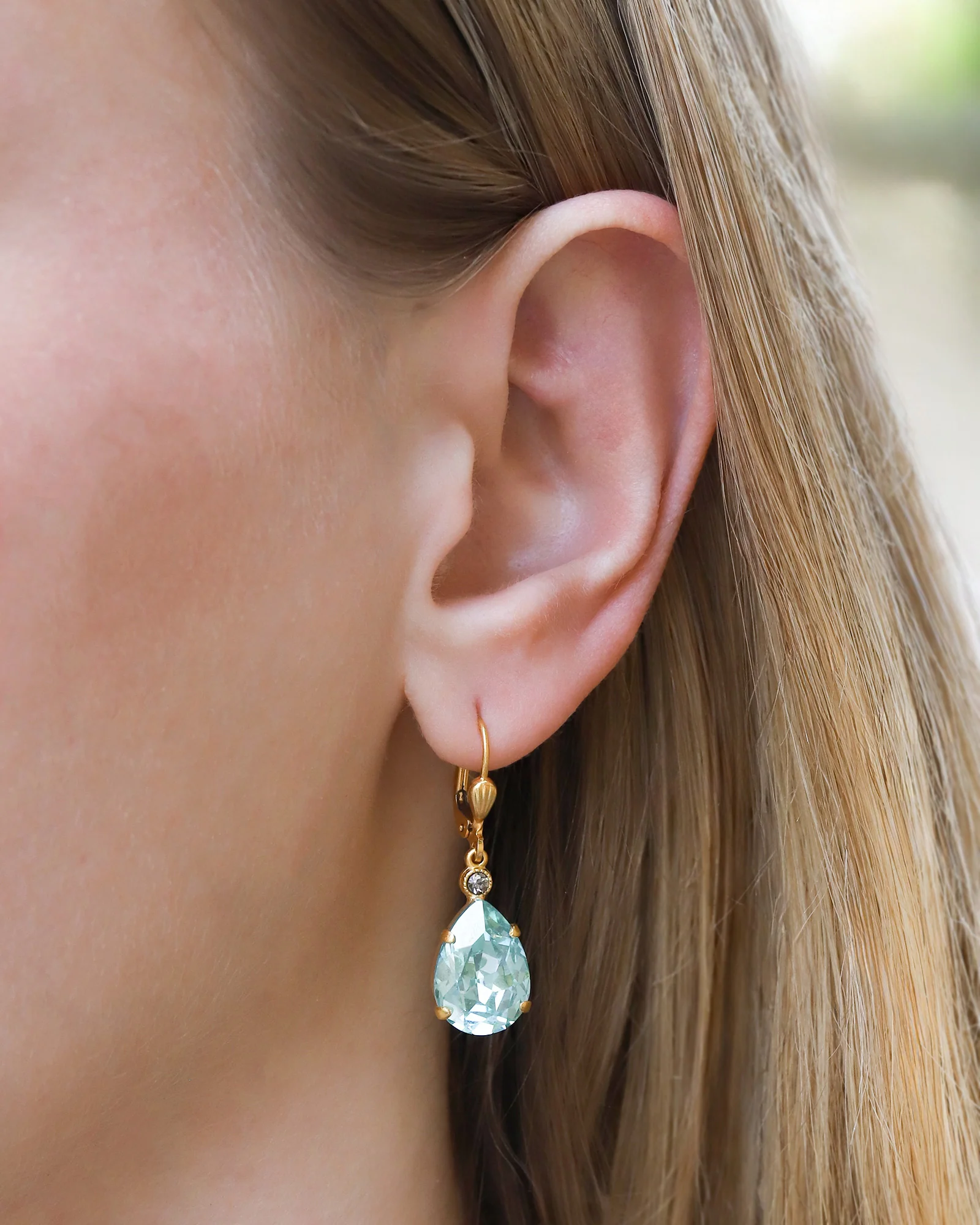 Teardrop Crystal Hooks - Image 2