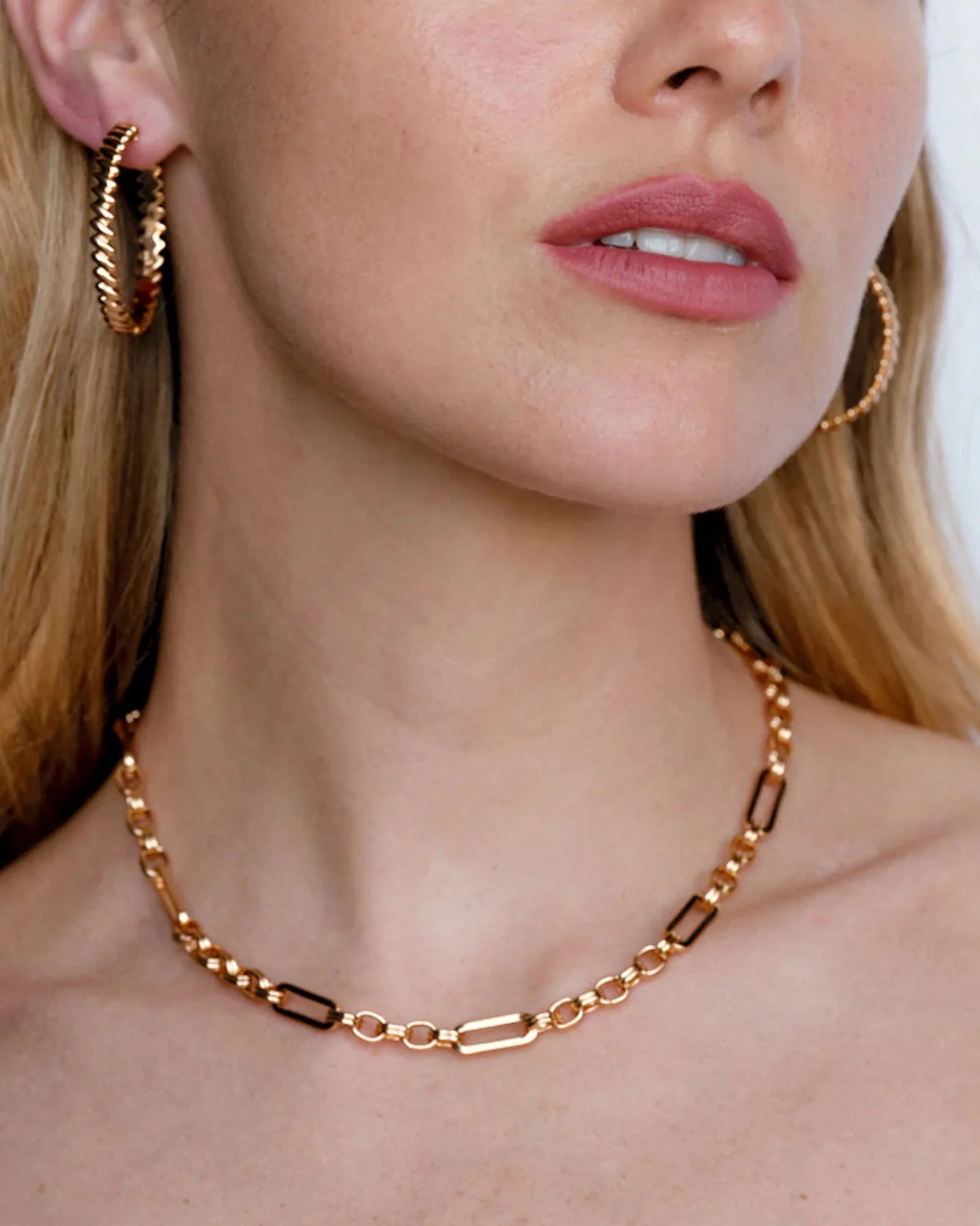 Charlotte Link Chain Necklace - Image 2