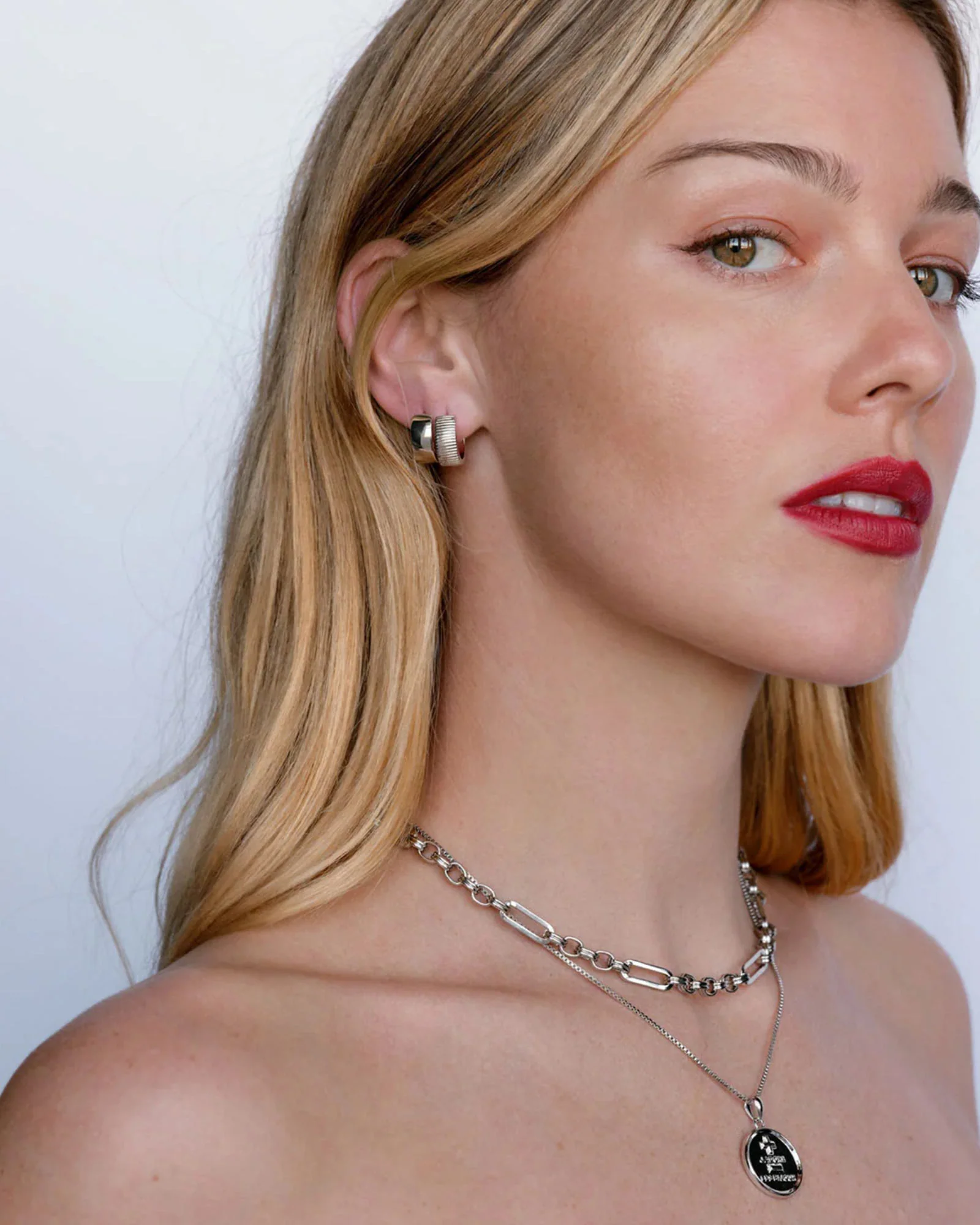 Charlotte Link Chain Necklace - Image 2