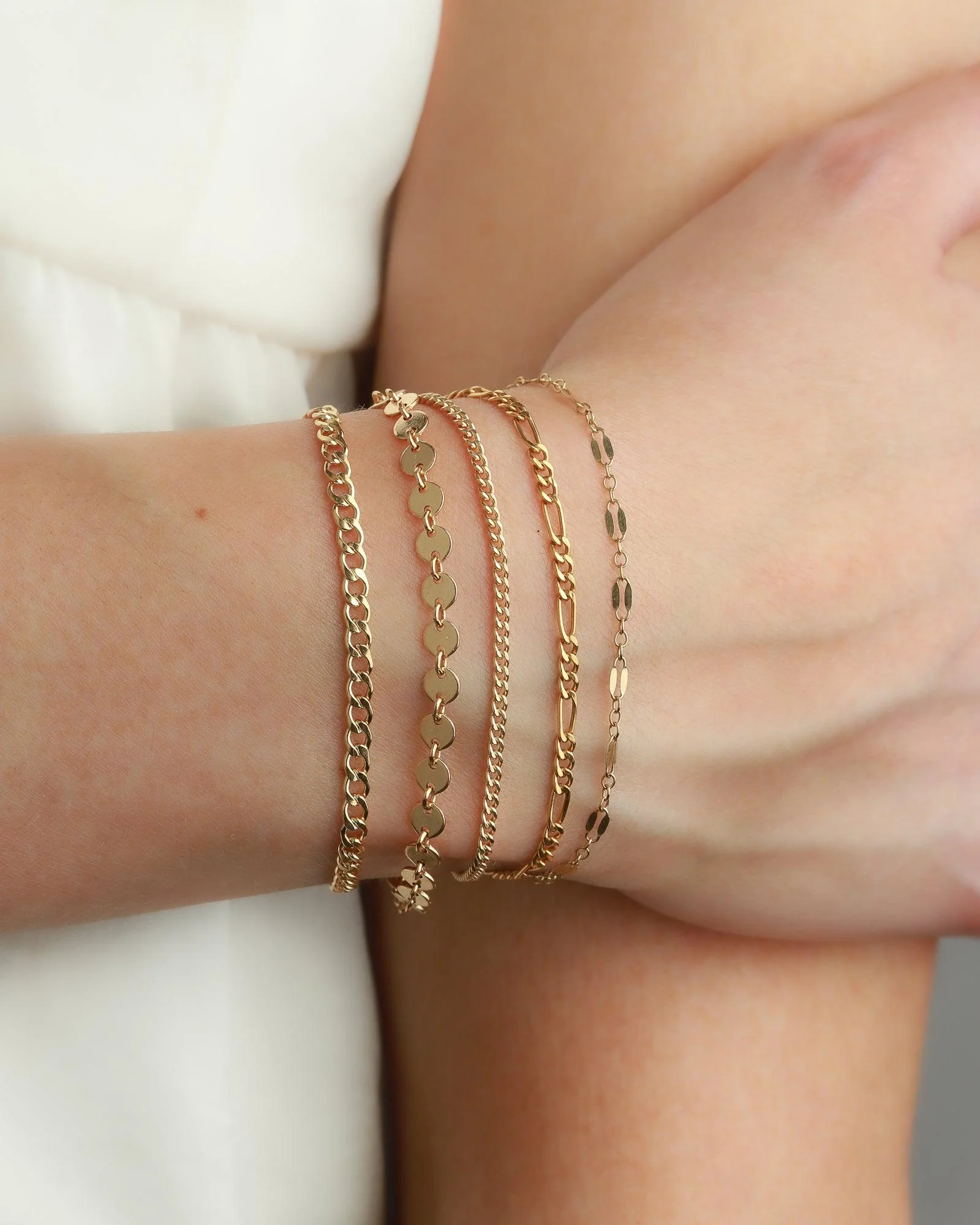 Curb Chain Bracelet | Medium - Image 3