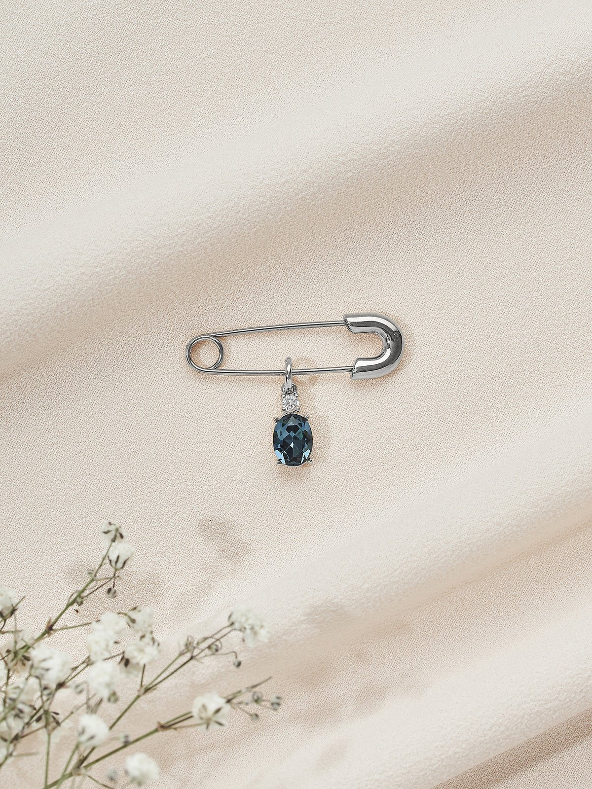 Something Blue Pin - Sapphire - Image 3