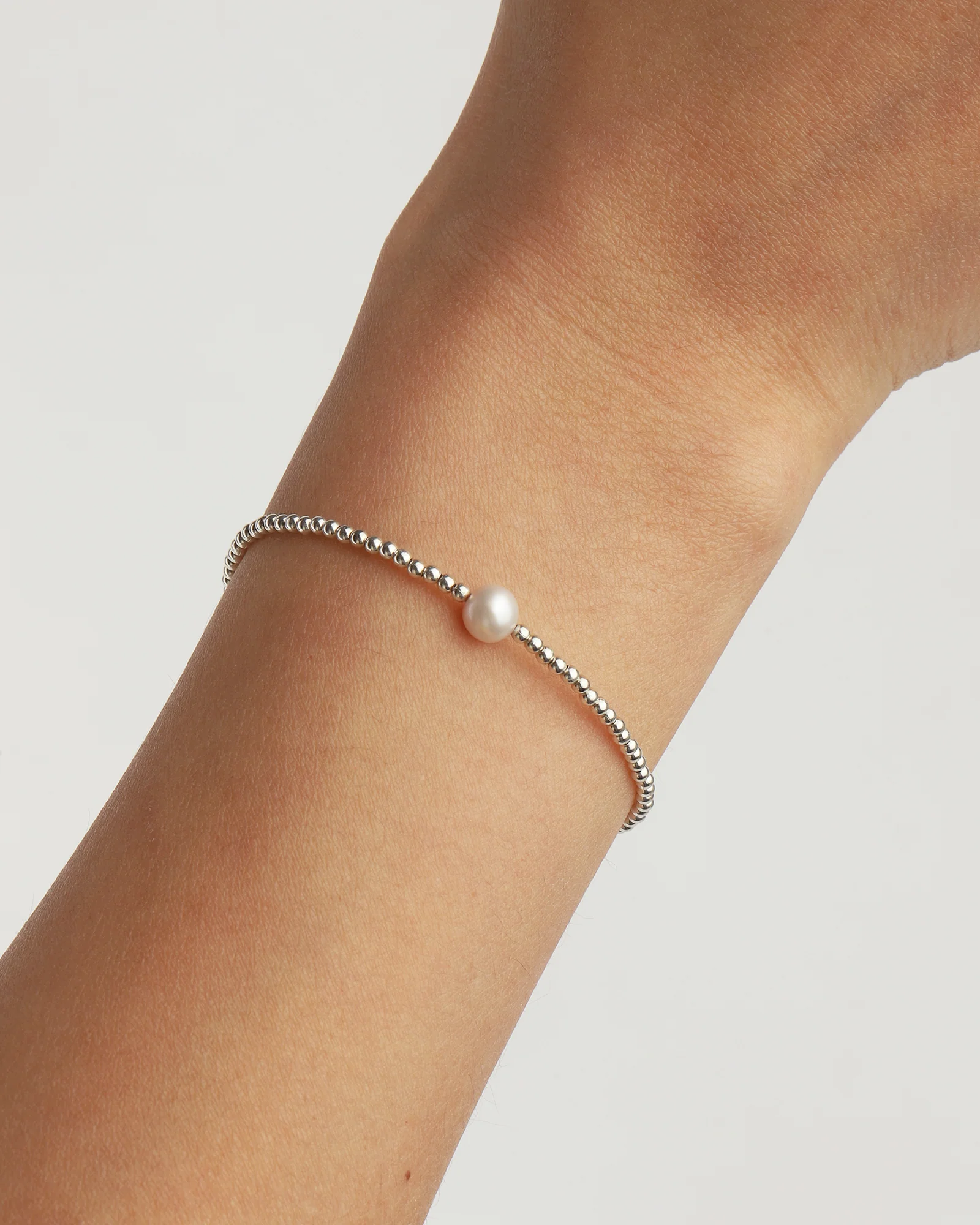 Beaded 6mm Pearl Bracelet - Image 4