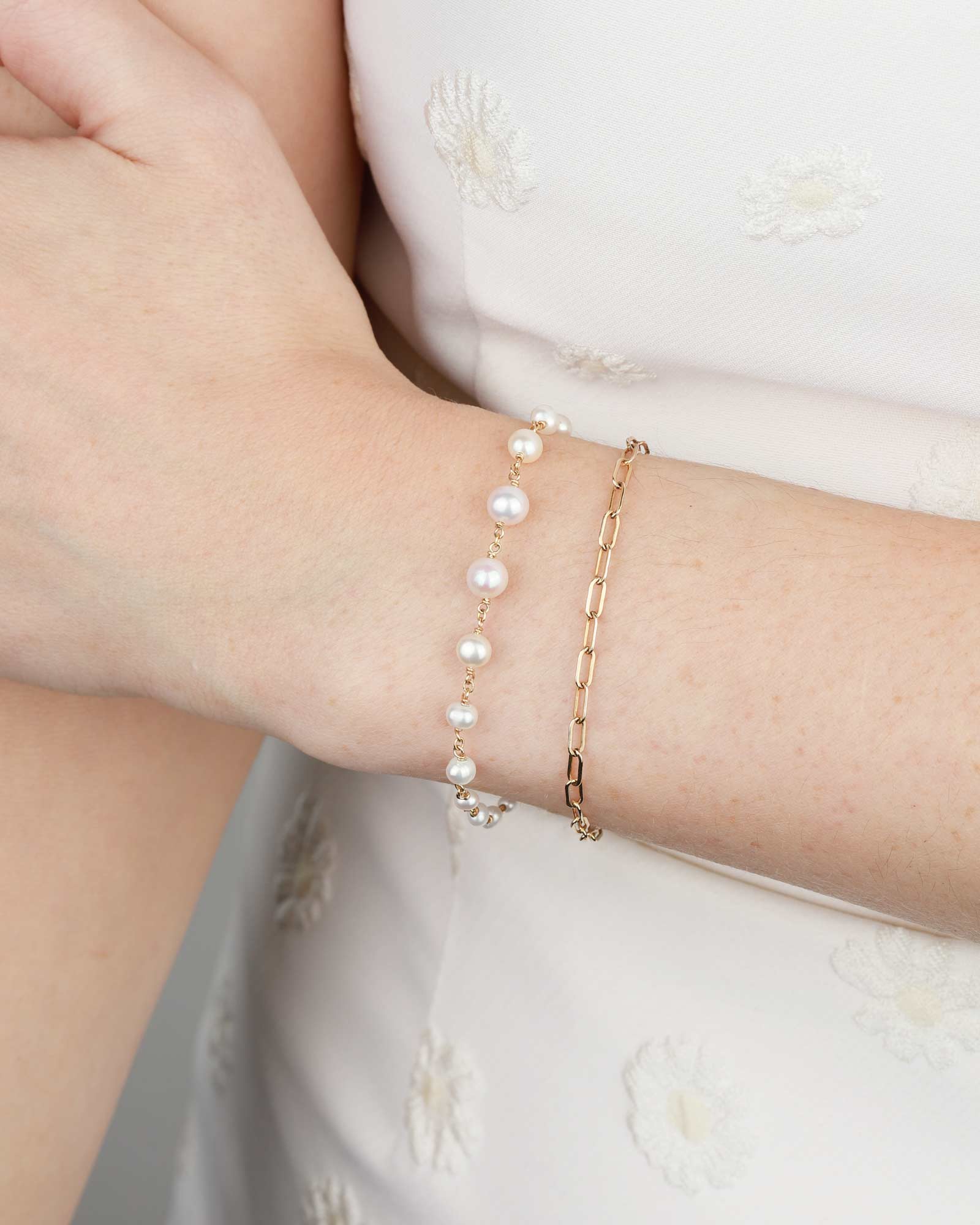 Graduated Pearl Strand Bracelet - Image 3