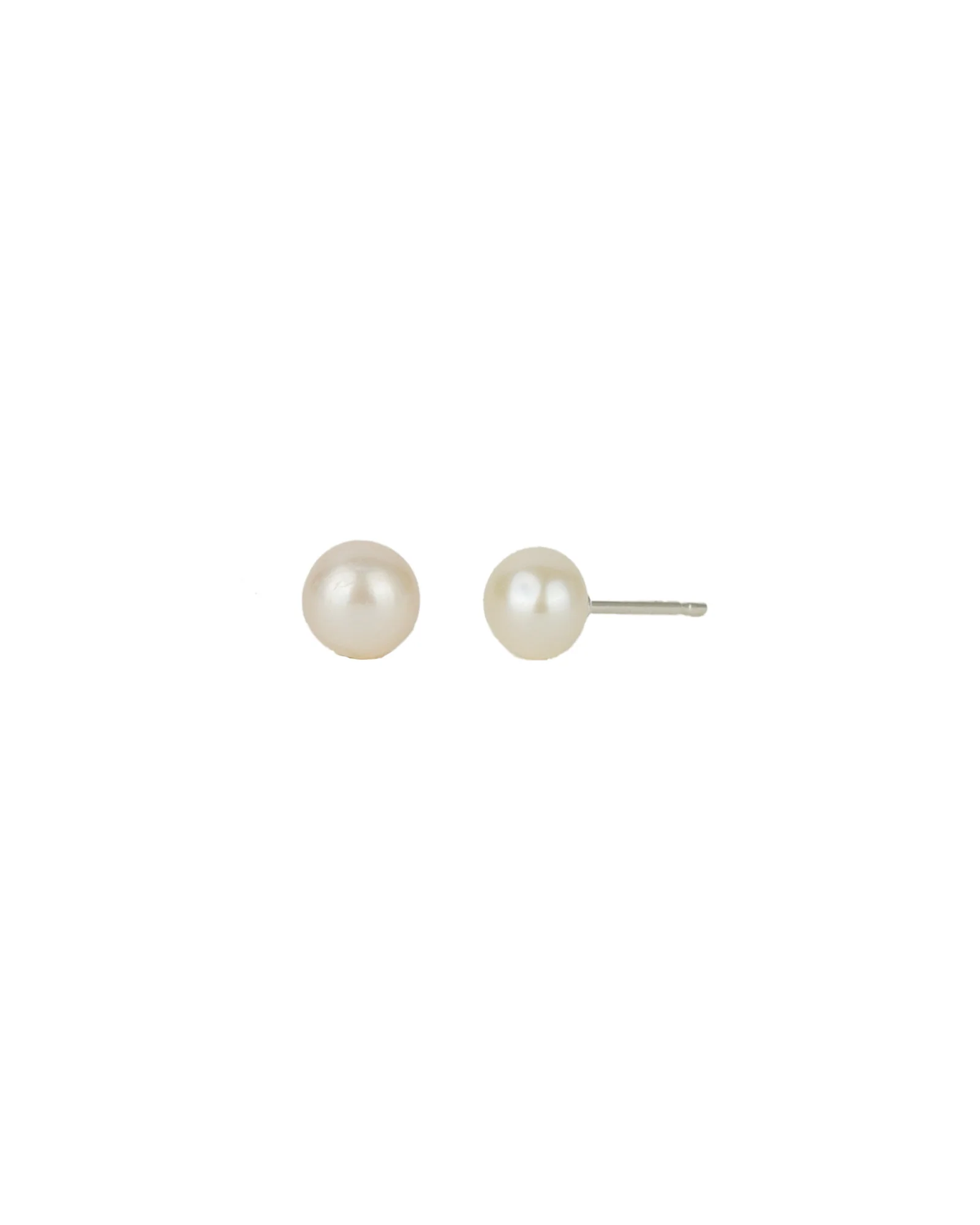 Pearl Studs | 4mm