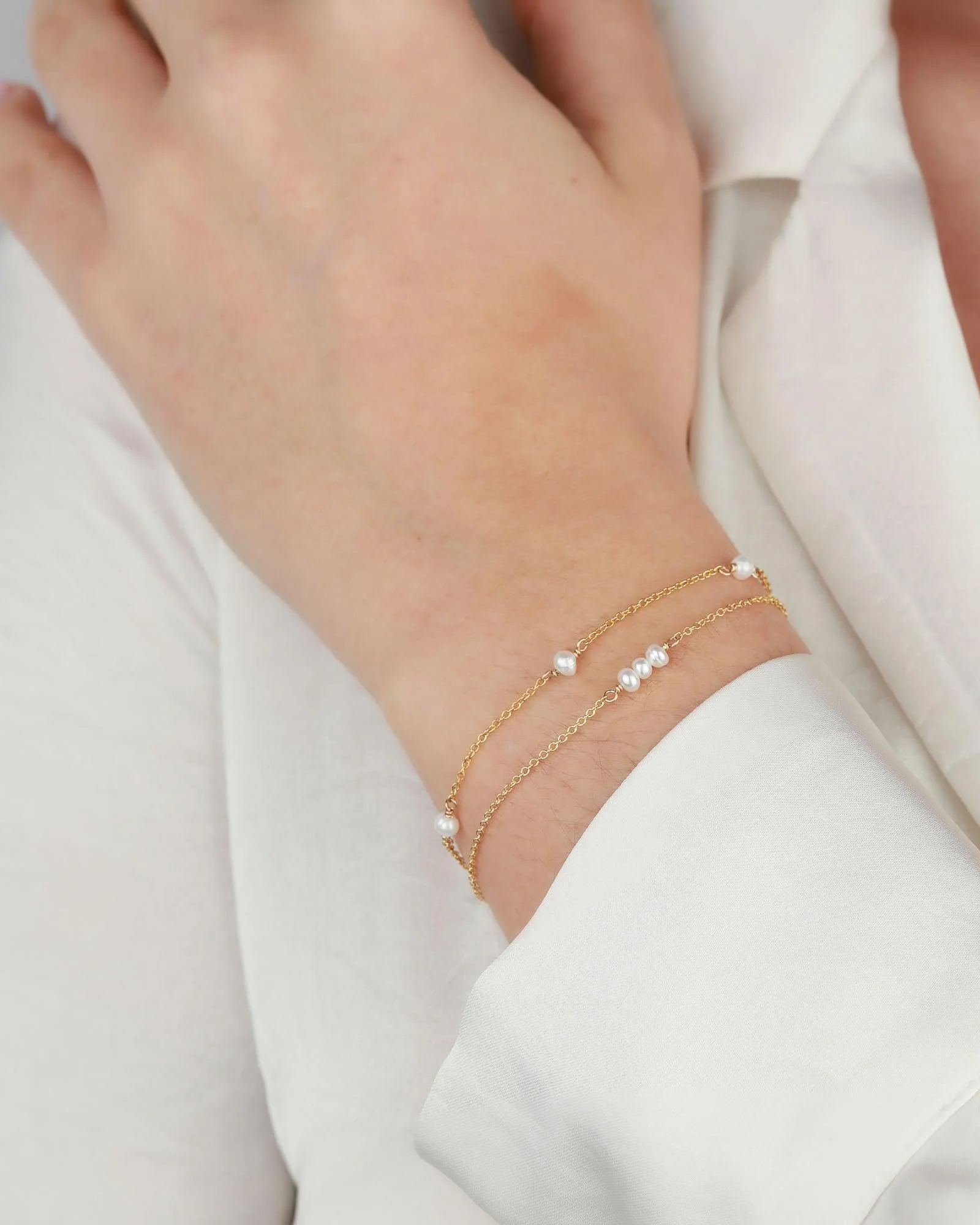 Three Pearl Bracelet - Image 3