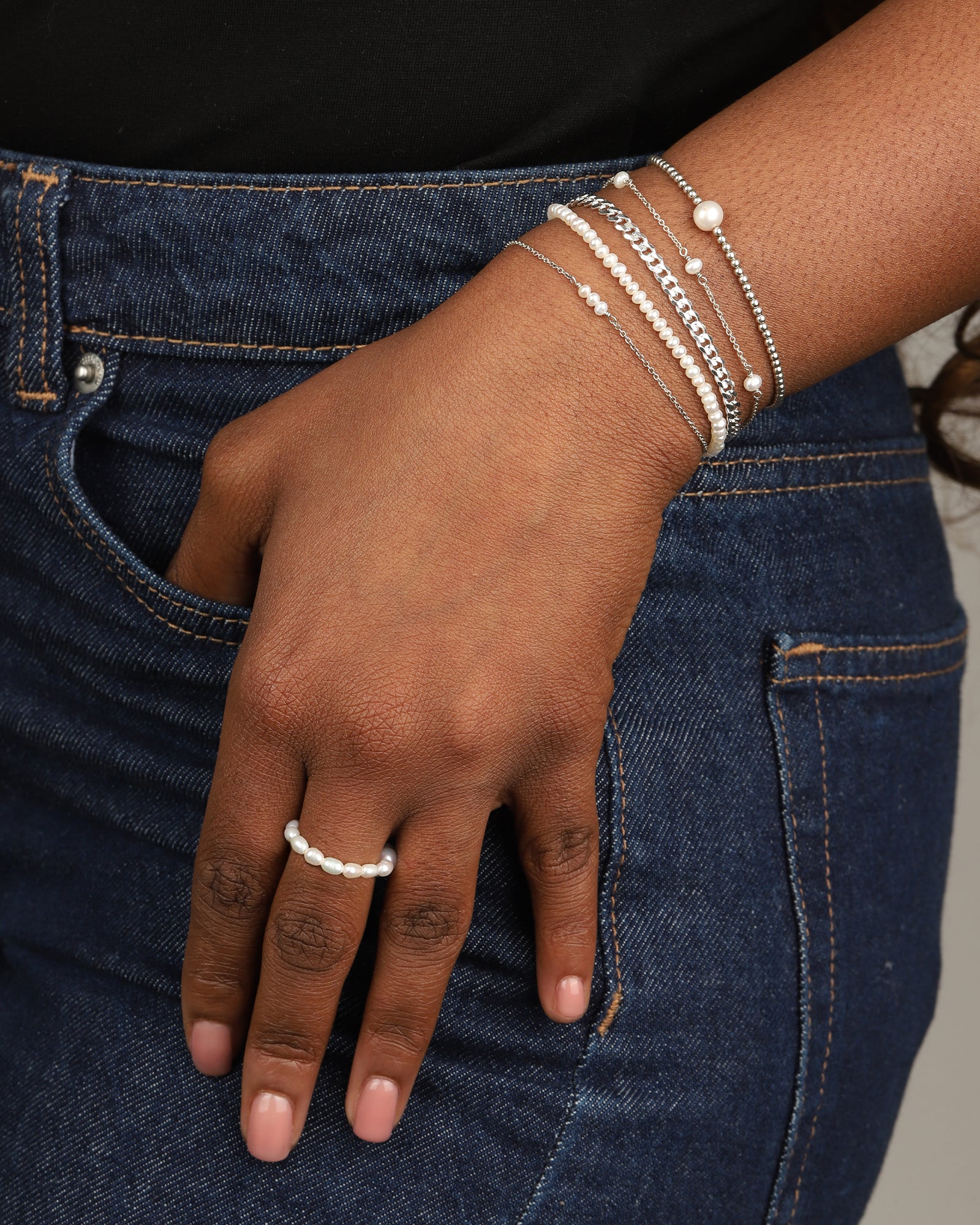 Three Pearl Bracelet - Image 3