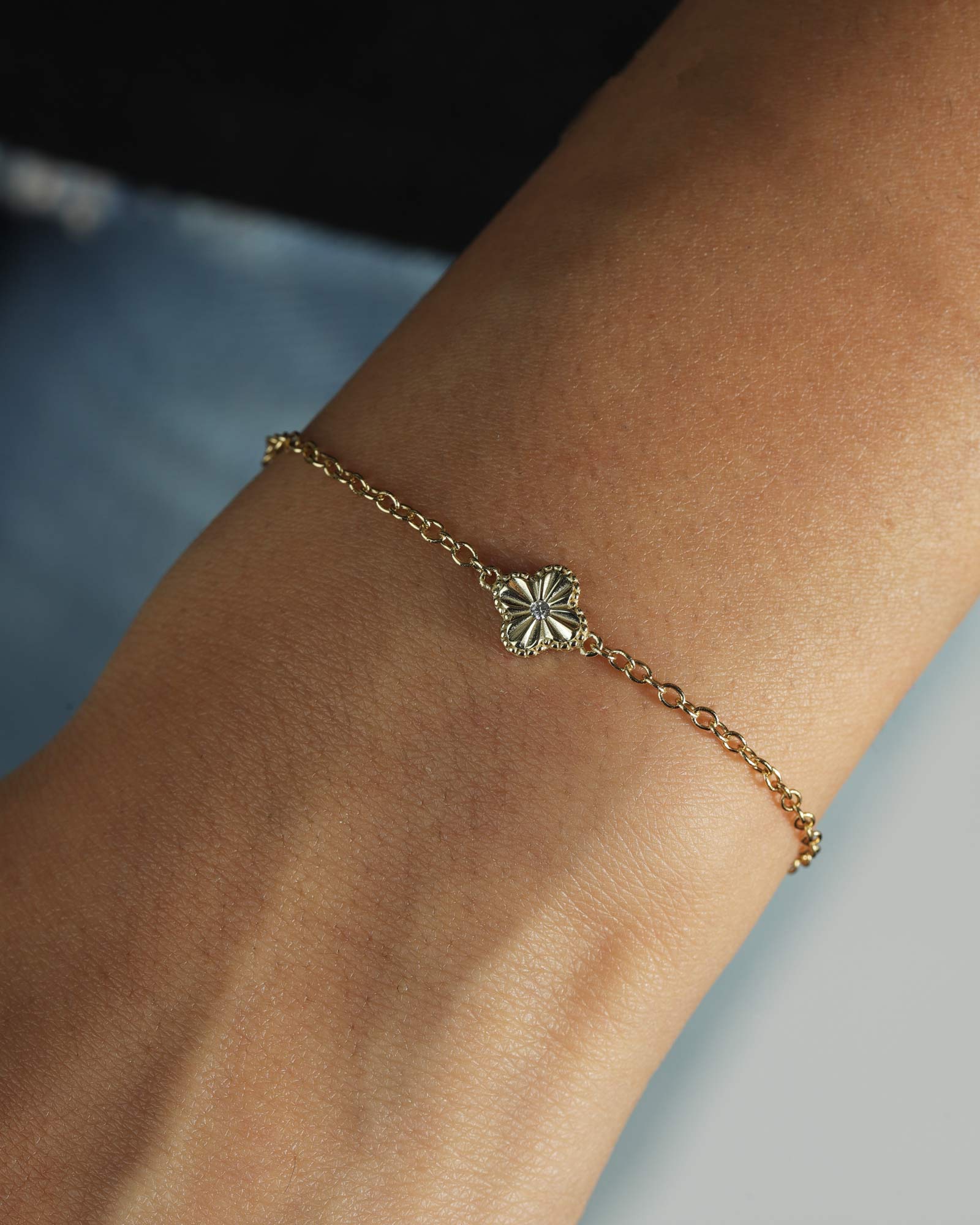 Clover Single CZ Bracelet - Image 2