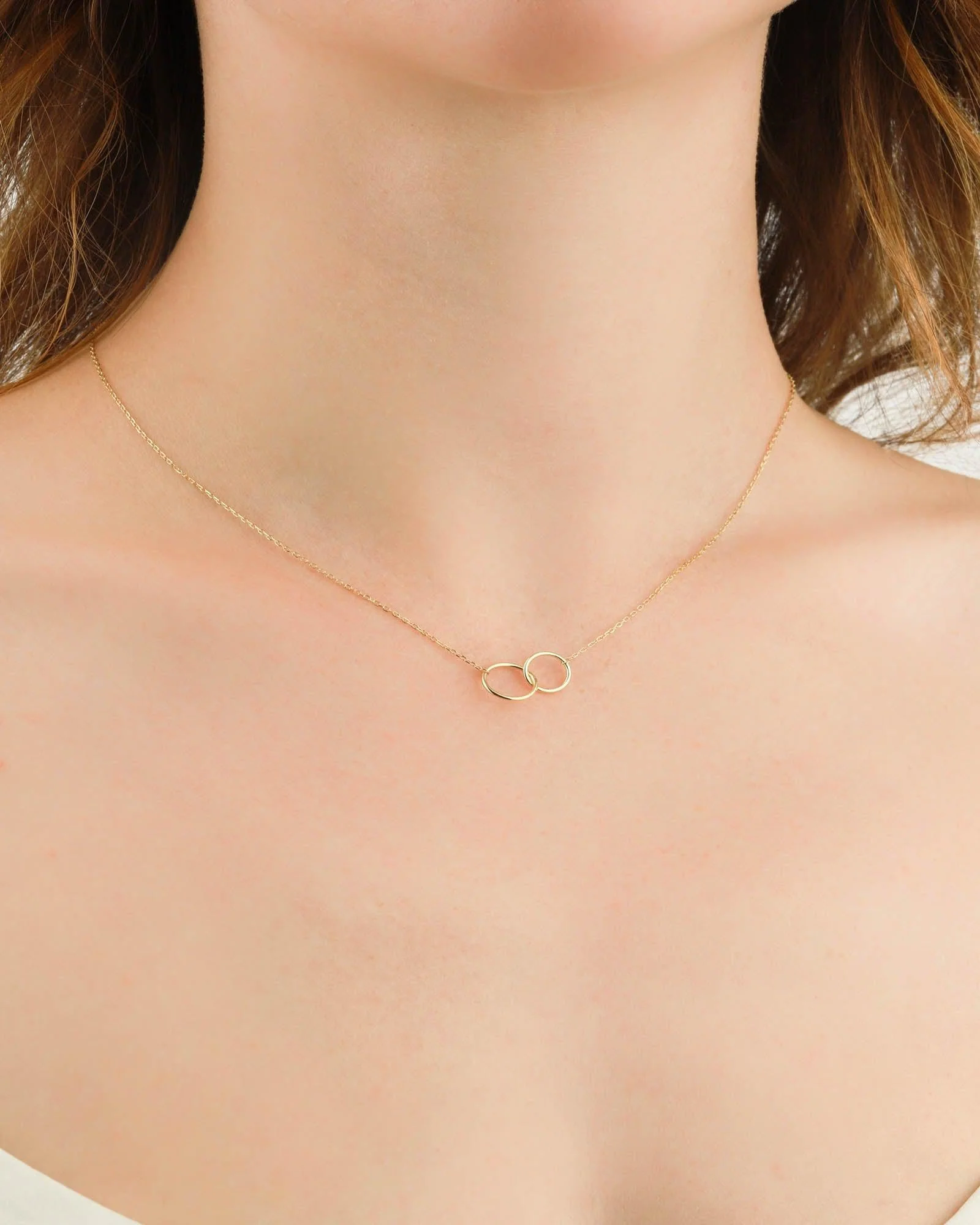 Interlocking Circle Necklace - Image 3