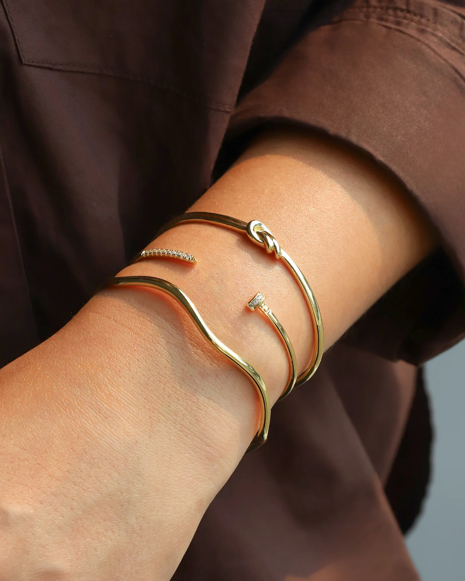 Love Knot Cuff - Image 3
