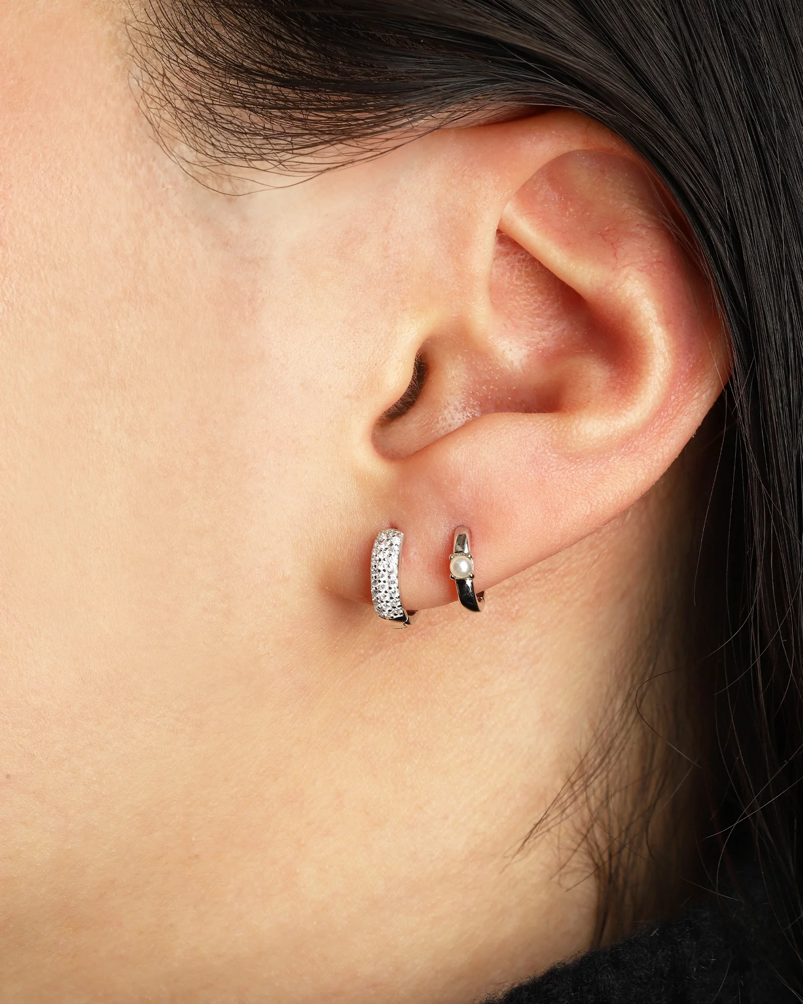 Solitaire Pearl Huggies | 11mm - Image 2
