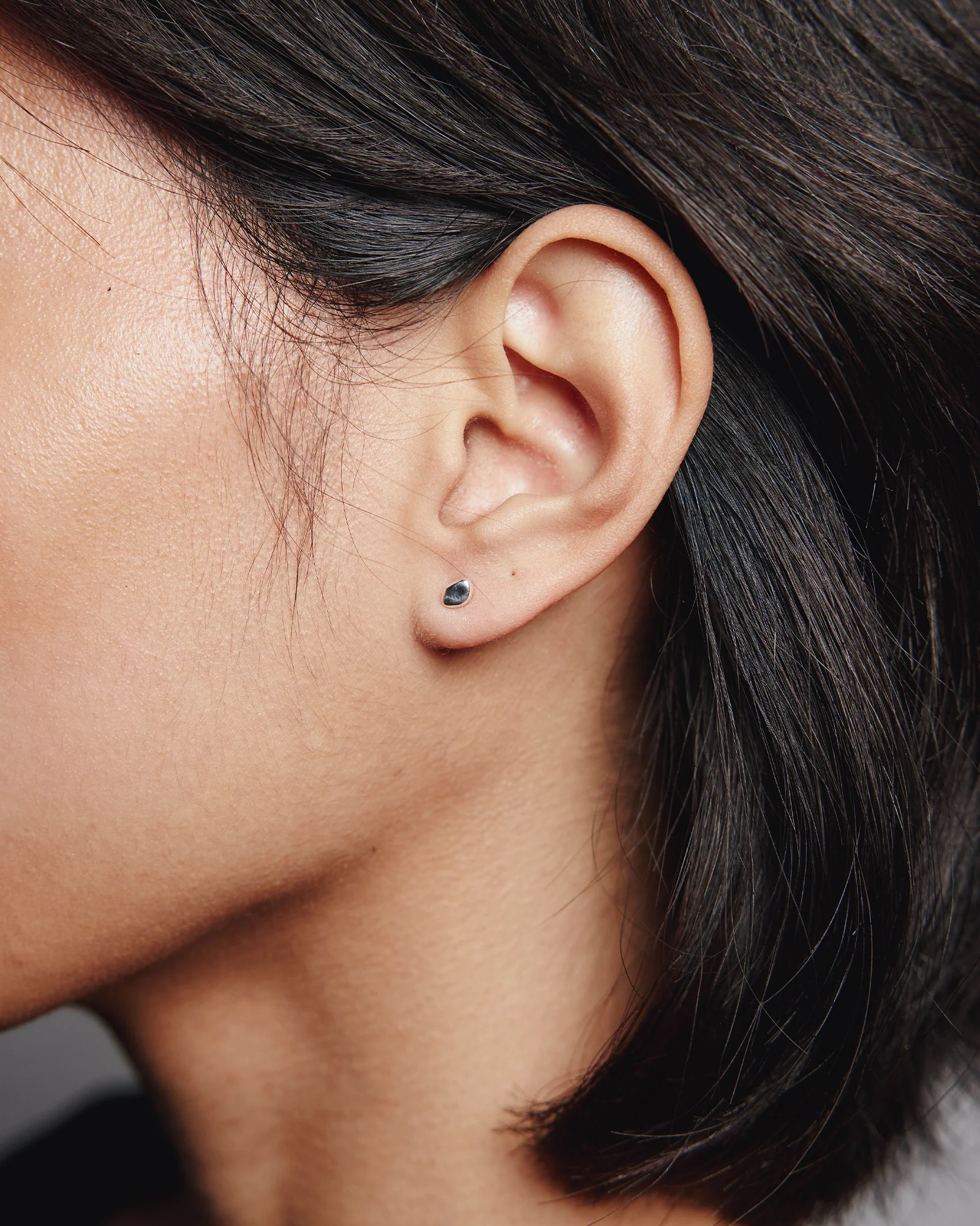 Small Bean Studs - Image 4