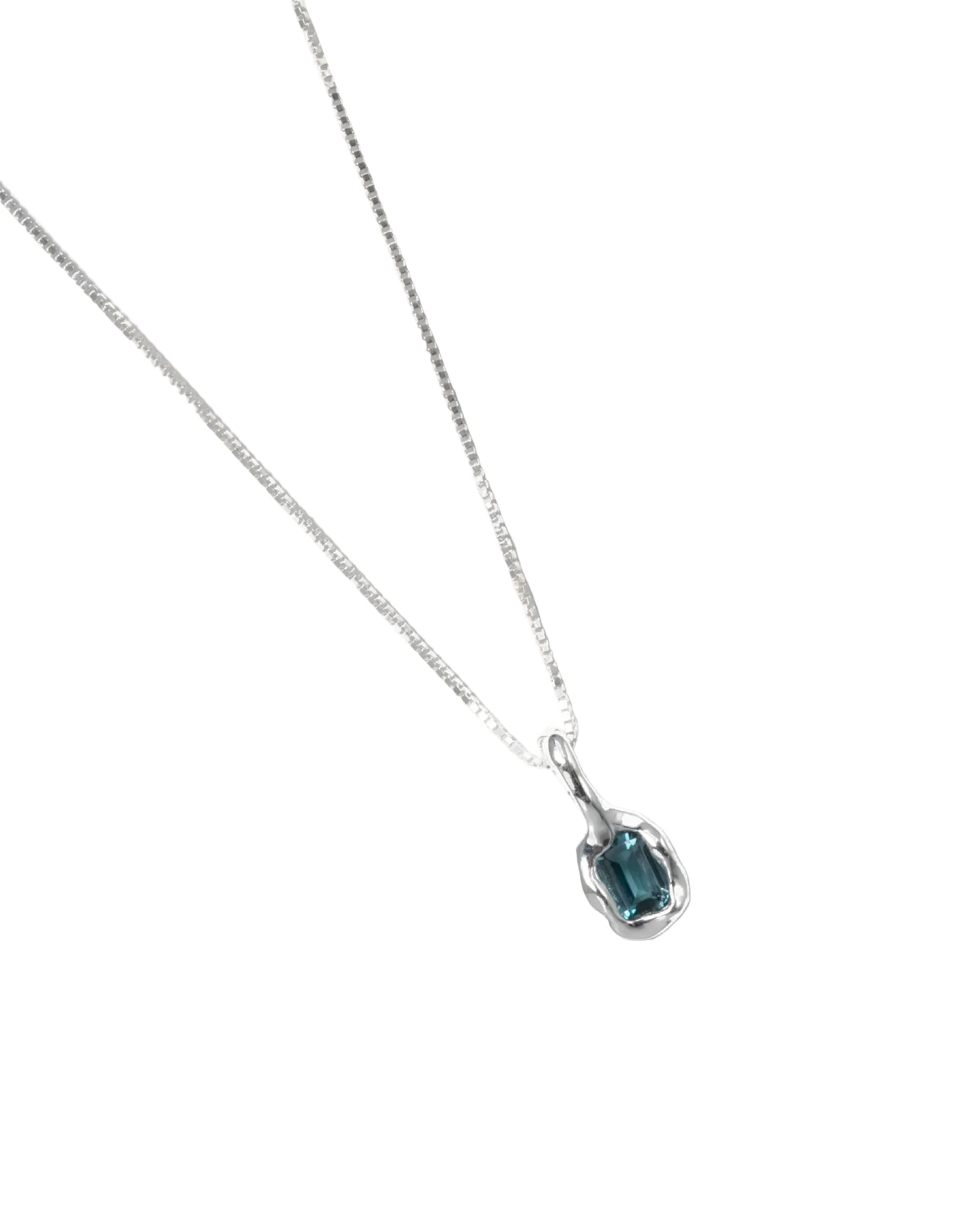 Uma Necklace